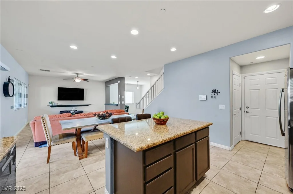 376 Shanon Springs, Henderson, NV 89014