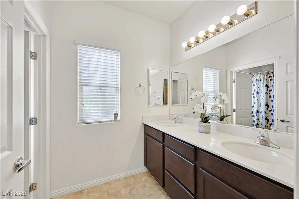 376 Shanon Springs, Henderson, NV 89014