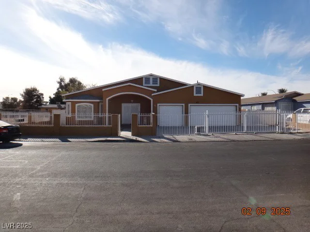 1437 Blankenship, Las Vegas, NV 89106