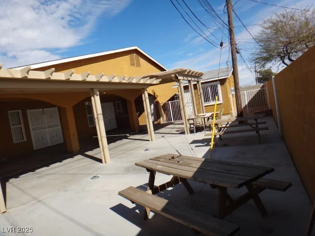 1437 Blankenship, Las Vegas, NV 89106