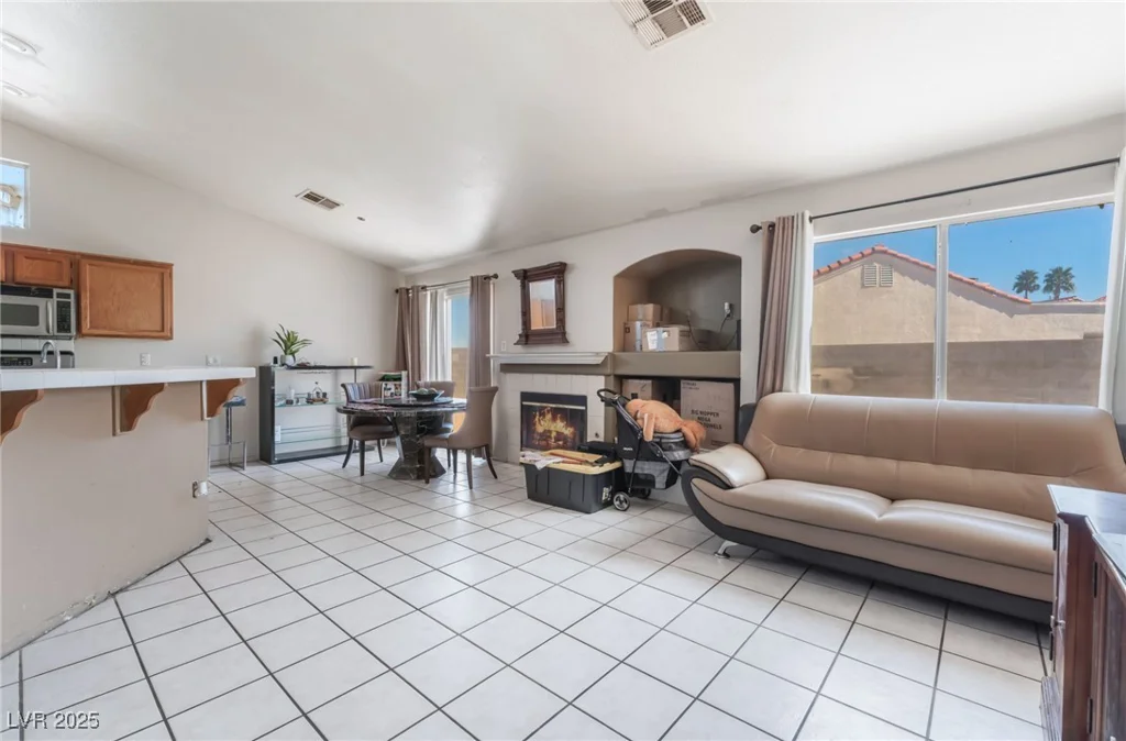 4142 Forestville, North Las Vegas, NV 89032