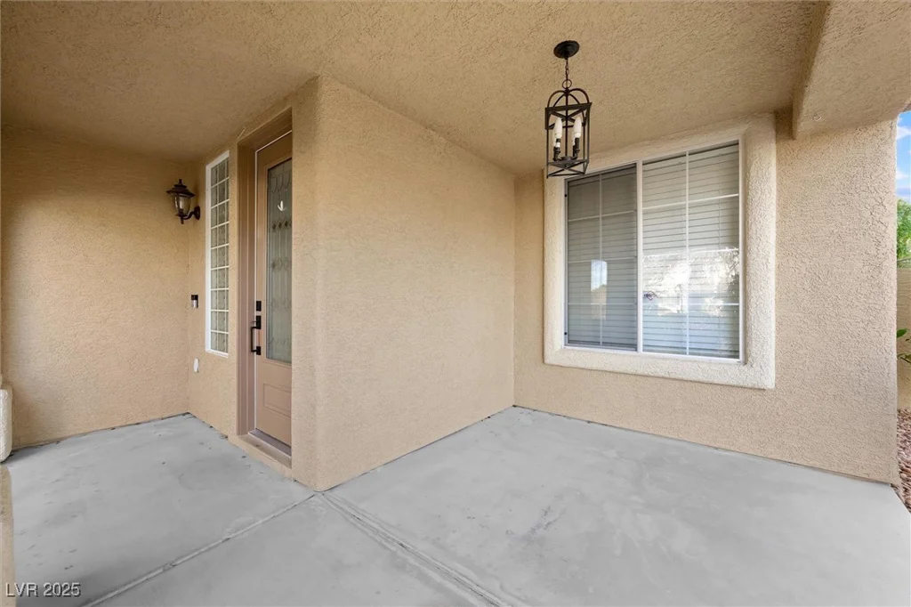 4933 Gate Fall, Las Vegas, NV 89149