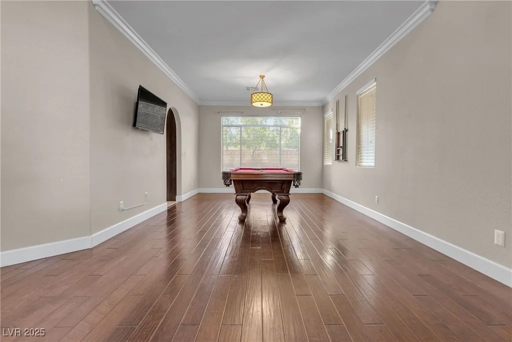 4933 Gate Fall, Las Vegas, NV 89149