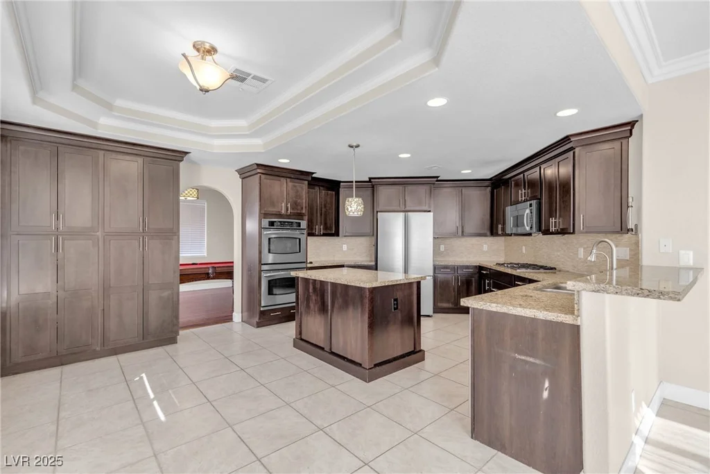 4933 Gate Fall, Las Vegas, NV 89149