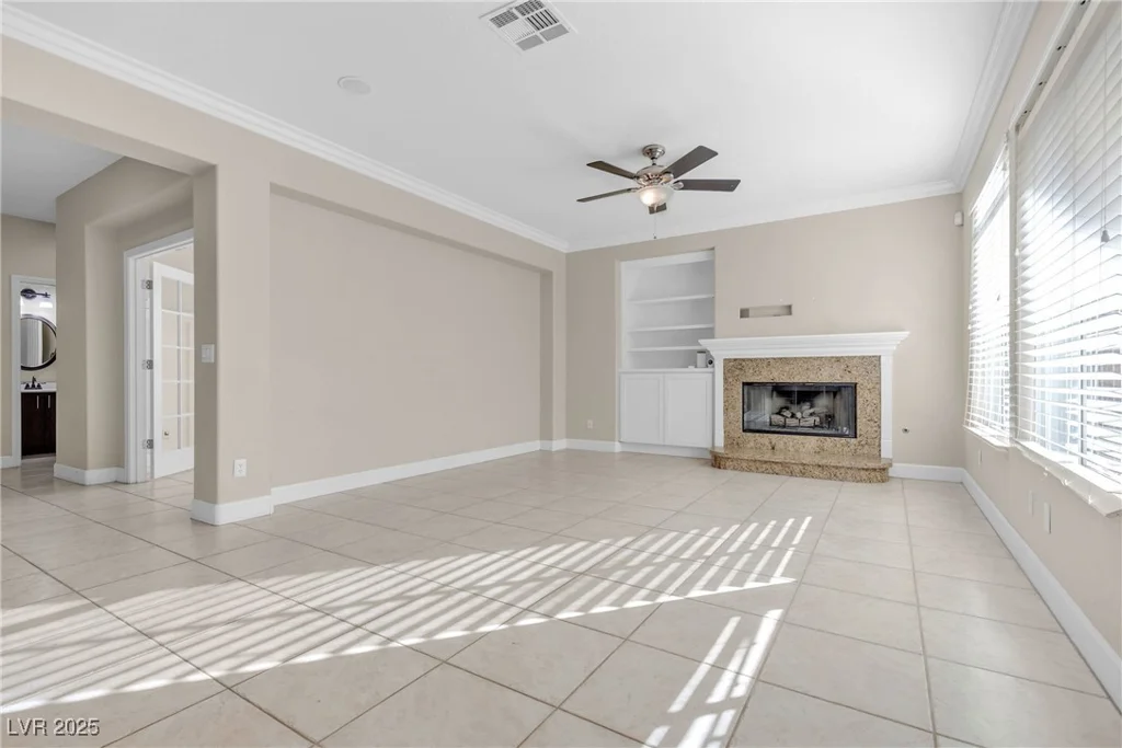 4933 Gate Fall, Las Vegas, NV 89149