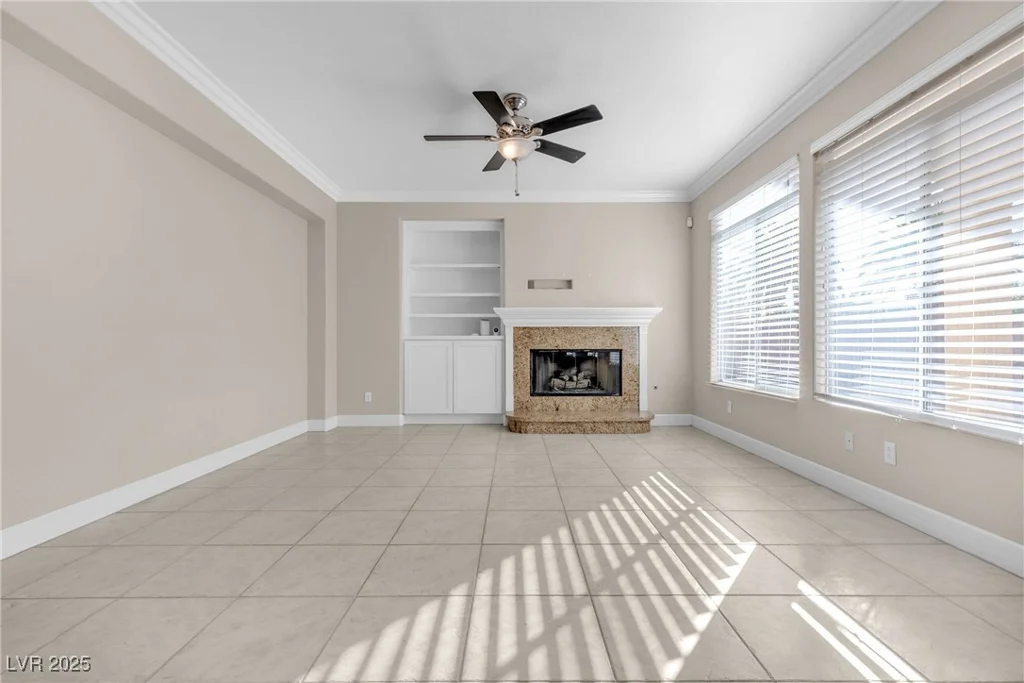 4933 Gate Fall, Las Vegas, NV 89149