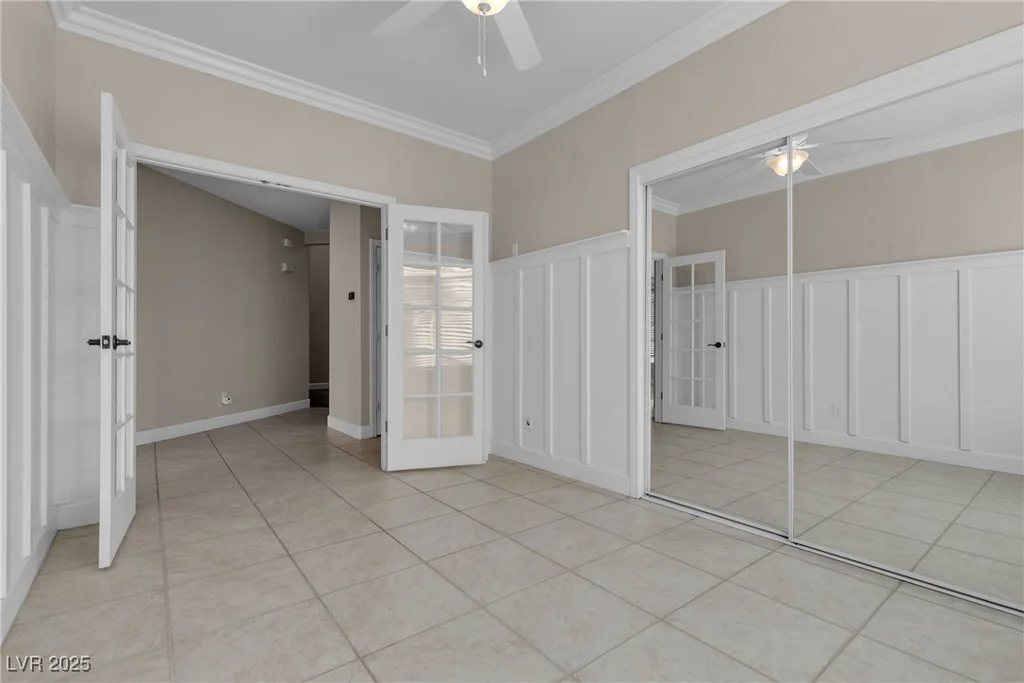 4933 Gate Fall, Las Vegas, NV 89149
