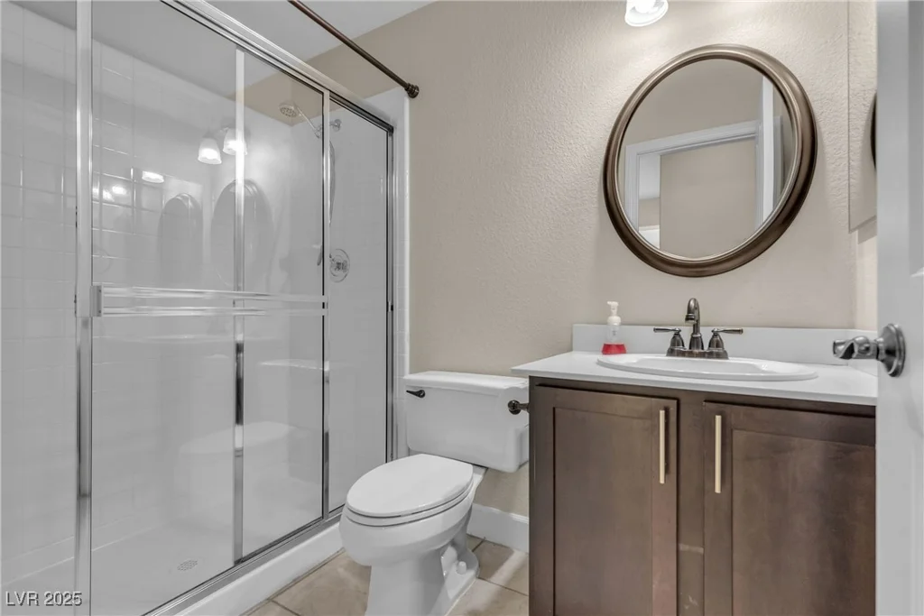 4933 Gate Fall, Las Vegas, NV 89149