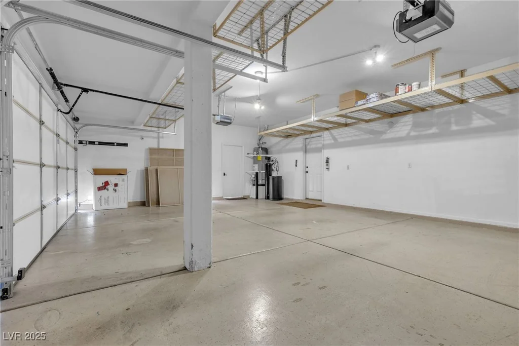 4933 Gate Fall, Las Vegas, NV 89149