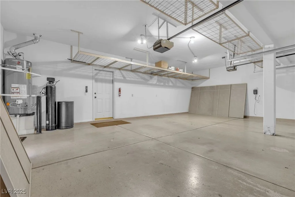 4933 Gate Fall, Las Vegas, NV 89149