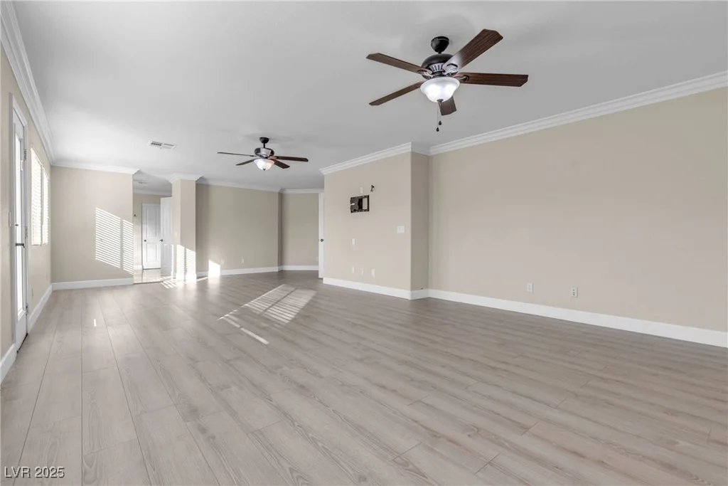 4933 Gate Fall, Las Vegas, NV 89149
