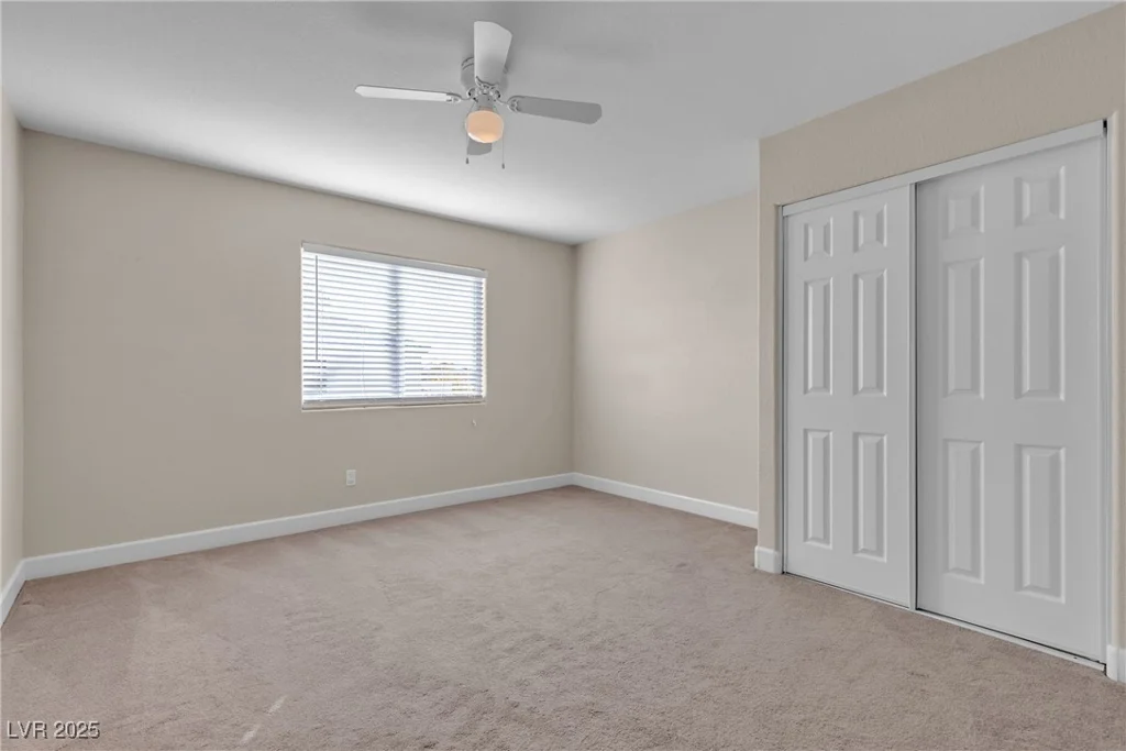 4933 Gate Fall, Las Vegas, NV 89149