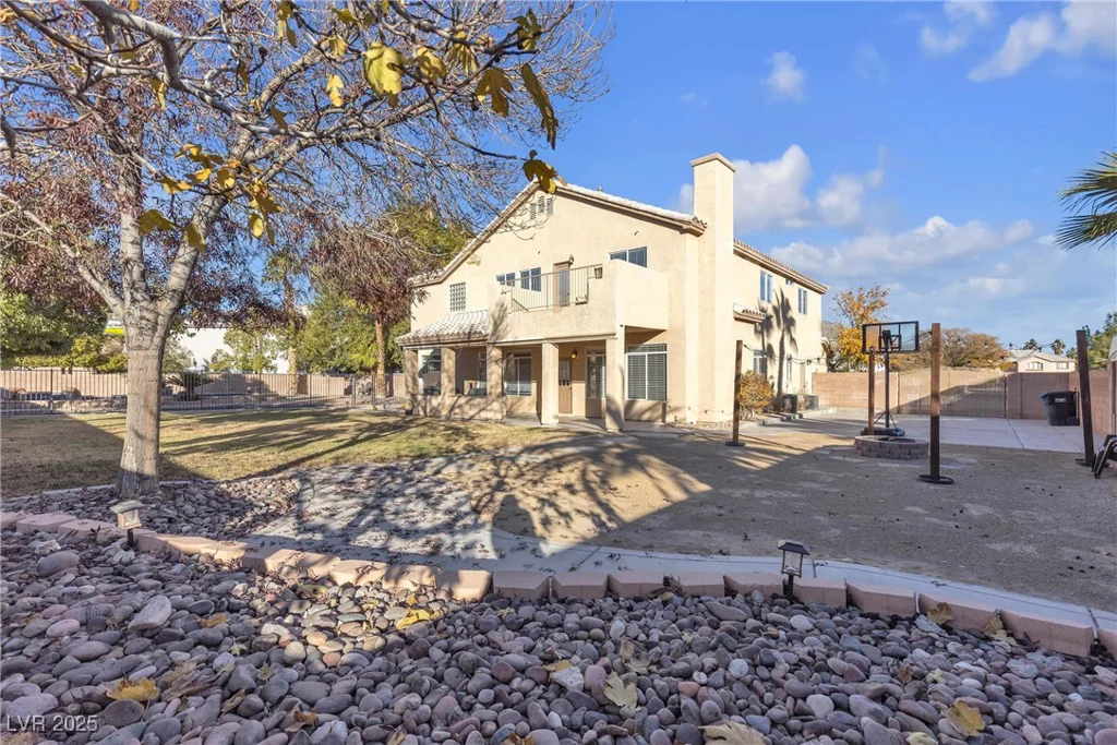 4933 Gate Fall, Las Vegas, NV 89149