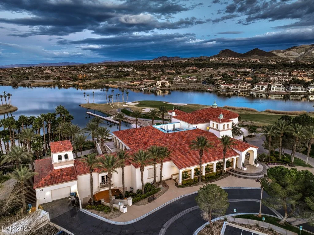 64 Strada Principale, Henderson, NV 89011