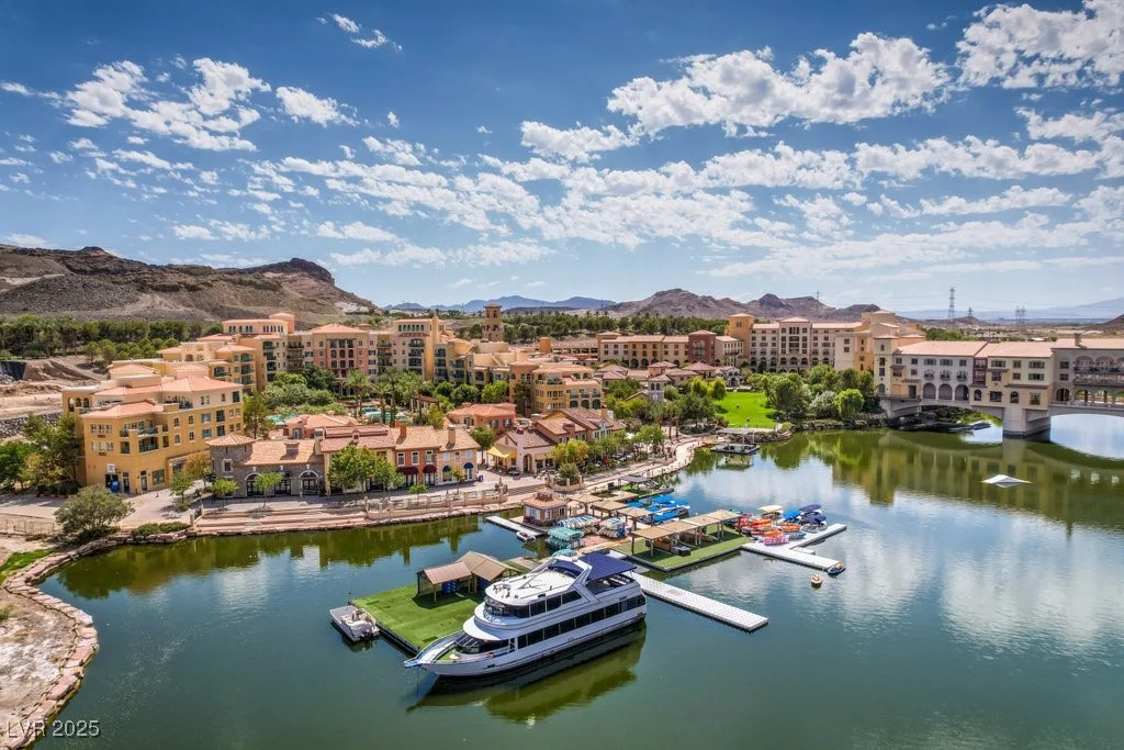 64 Strada Principale, Henderson, NV 89011