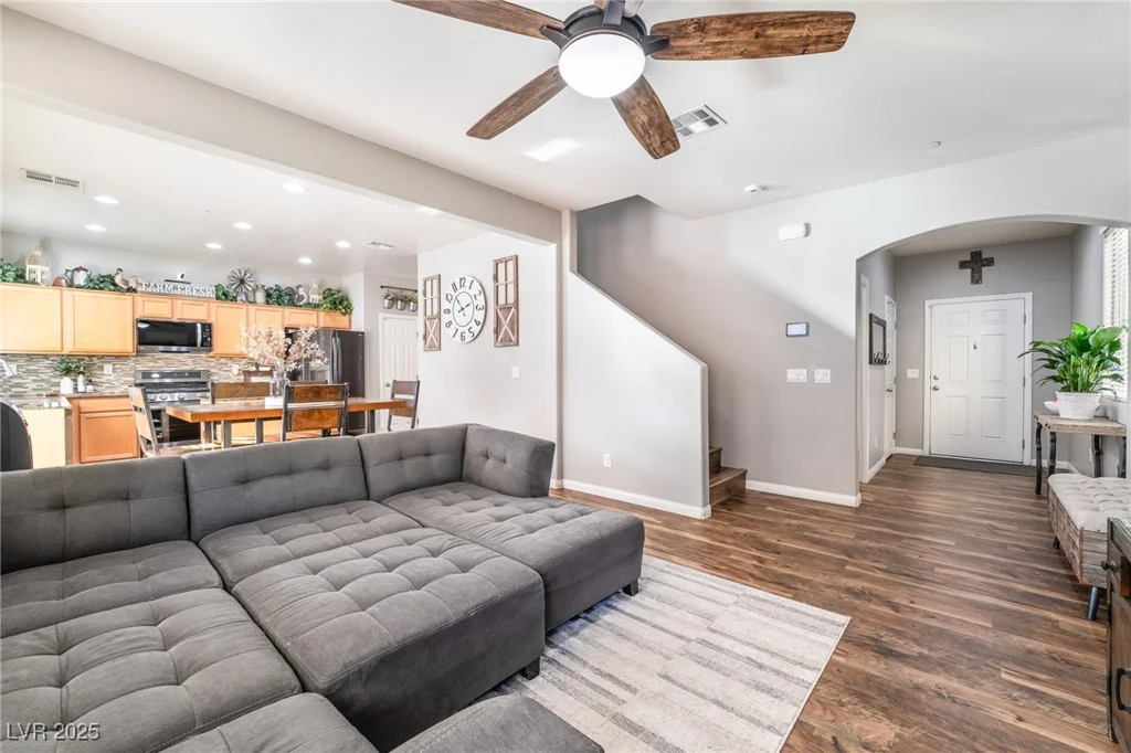 589 Via Medici, Henderson, NV 89011