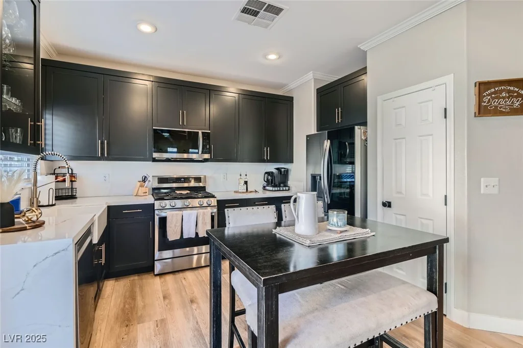 6092 Alameda Padre, Las Vegas, NV 89139