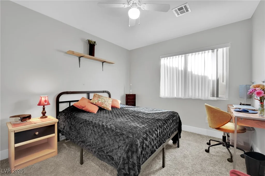 1914 Night Shadow, North Las Vegas, NV 89031