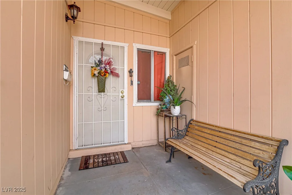 5109 Sugarfoot, Las Vegas, NV 89107