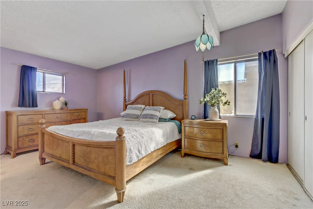 5109 Sugarfoot, Las Vegas, NV 89107