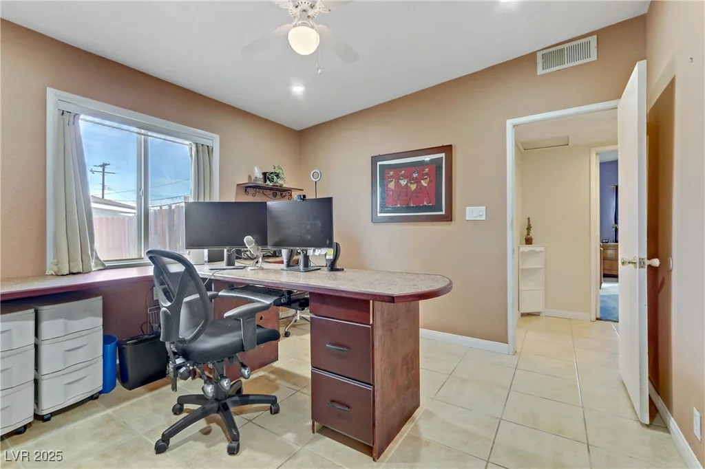 5109 Sugarfoot, Las Vegas, NV 89107
