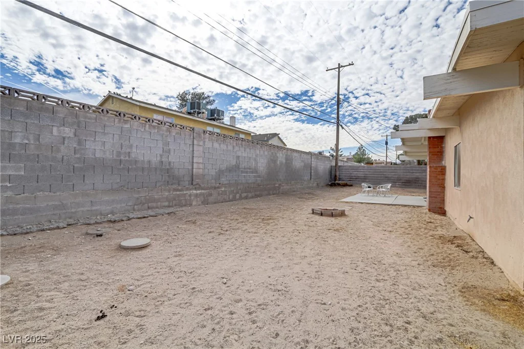 5109 Sugarfoot, Las Vegas, NV 89107