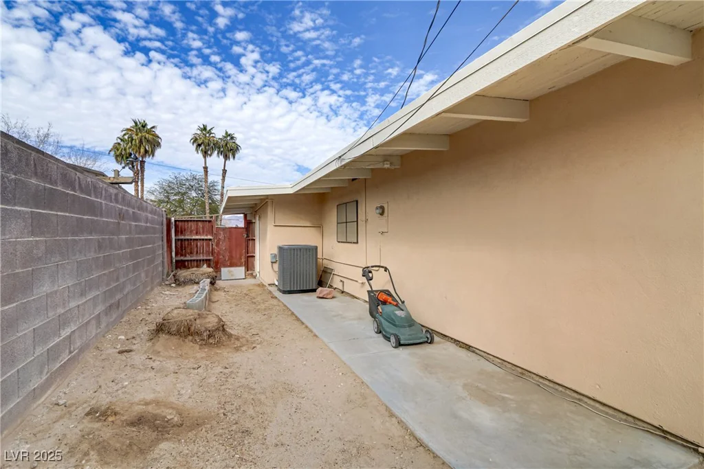 5109 Sugarfoot, Las Vegas, NV 89107