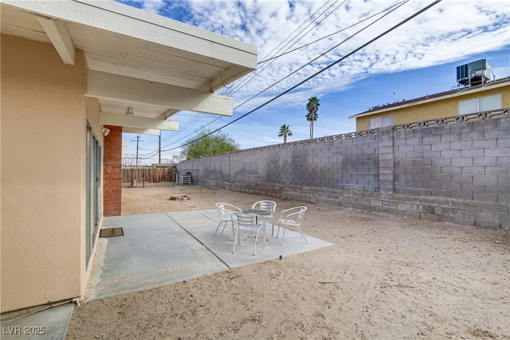 5109 Sugarfoot, Las Vegas, NV 89107