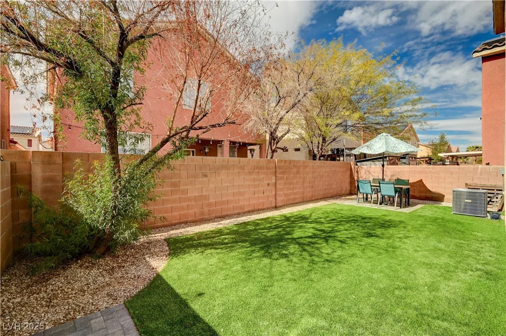 5453 Brass Hills, Las Vegas, NV 89122