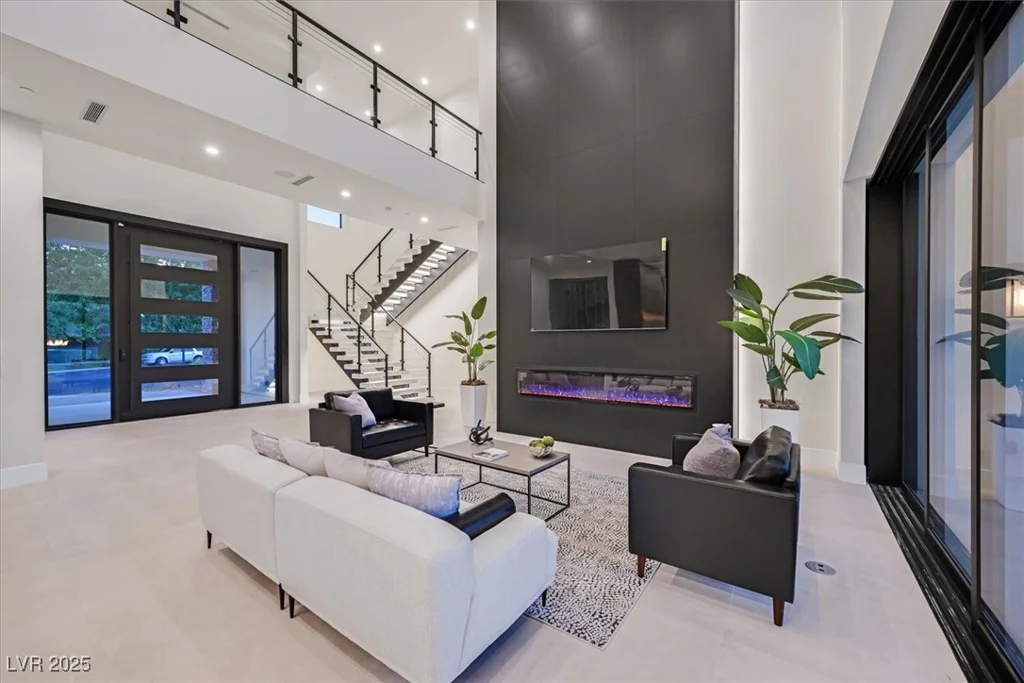 34 Vintage Canyon, Las Vegas, NV 89141