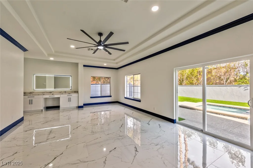 8625 Scarsdale, Las Vegas, NV 89117