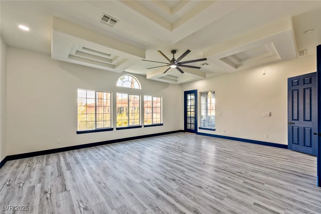 8625 Scarsdale, Las Vegas, NV 89117