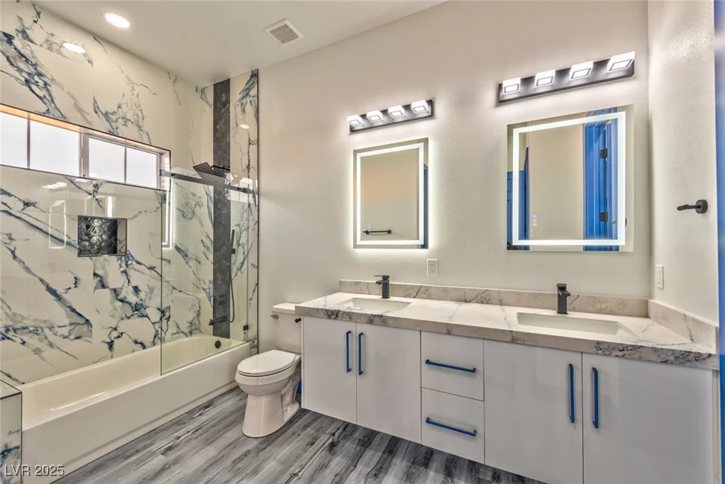 8625 Scarsdale, Las Vegas, NV 89117