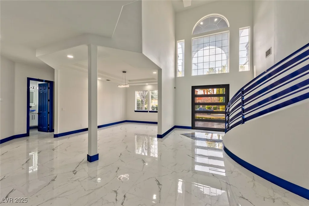 8625 Scarsdale, Las Vegas, NV 89117
