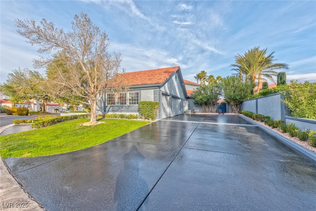 8625 Scarsdale, Las Vegas, NV 89117