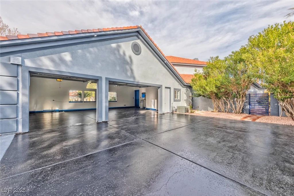 8625 Scarsdale, Las Vegas, NV 89117