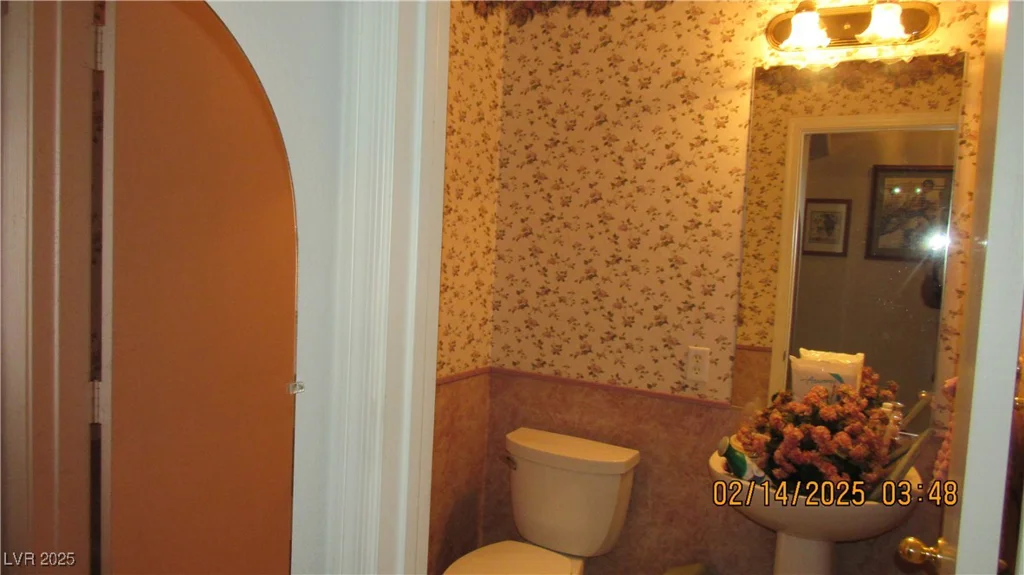 3805 Vidalia, North Las Vegas, NV 89031