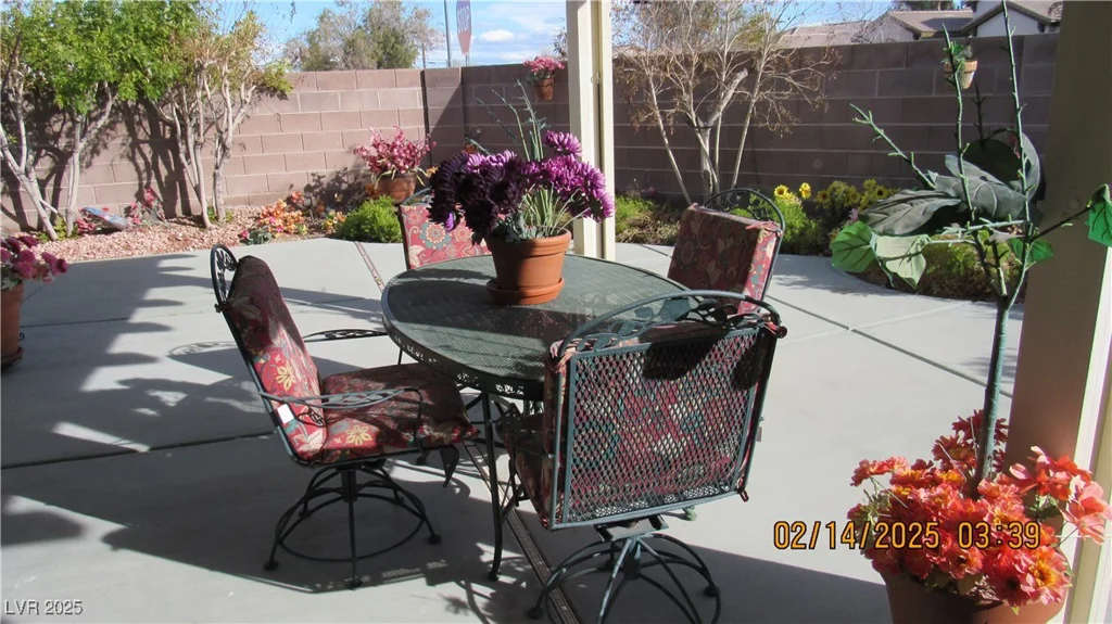 3805 Vidalia, North Las Vegas, NV 89031