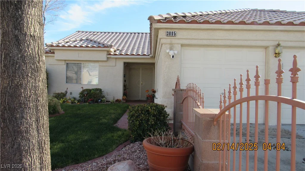 3805 Vidalia, North Las Vegas, NV 89031