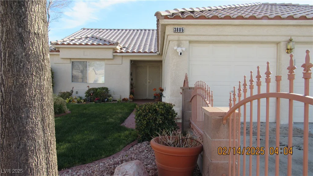 3805 Vidalia, North Las Vegas, NV 89031