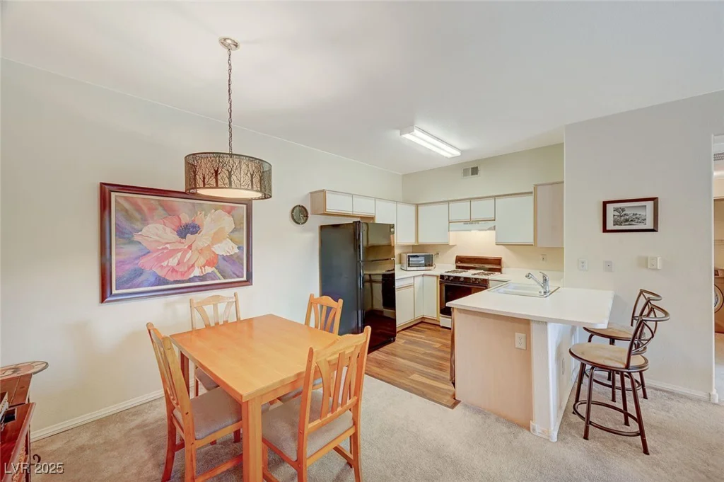 5751 Hacienda, Las Vegas, NV 89122