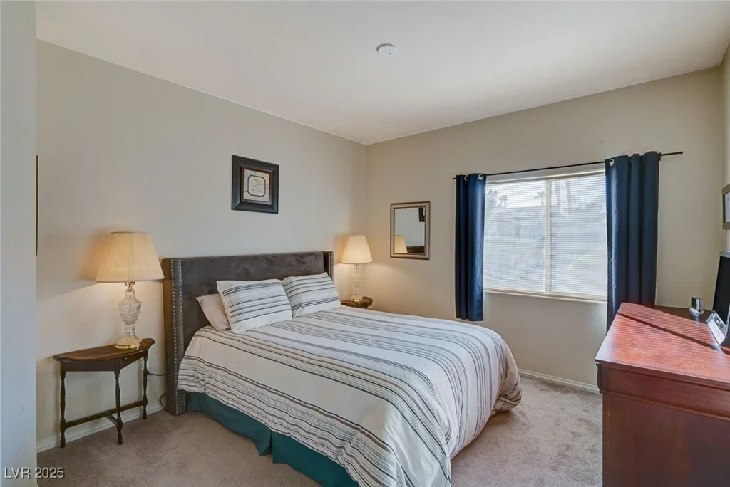 5751 Hacienda, Las Vegas, NV 89122
