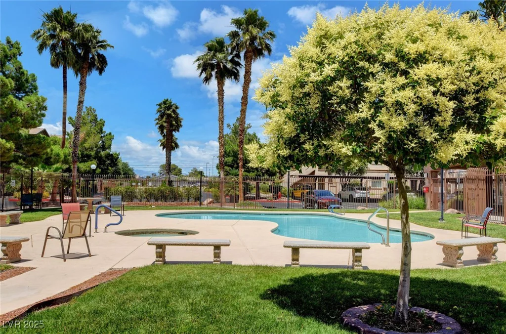 5751 Hacienda, Las Vegas, NV 89122