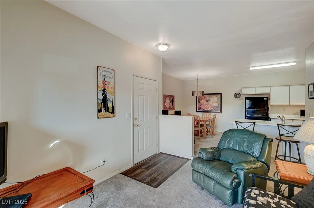 5751 Hacienda, Las Vegas, NV 89122