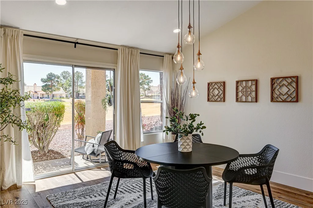 9545 Eagle Valley, Las Vegas, NV 89134