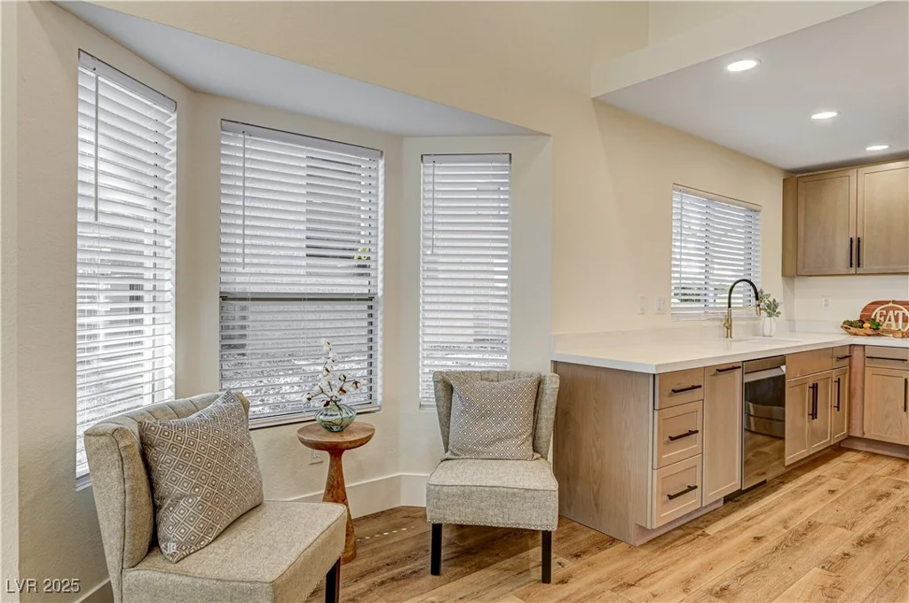 9545 Eagle Valley, Las Vegas, NV 89134