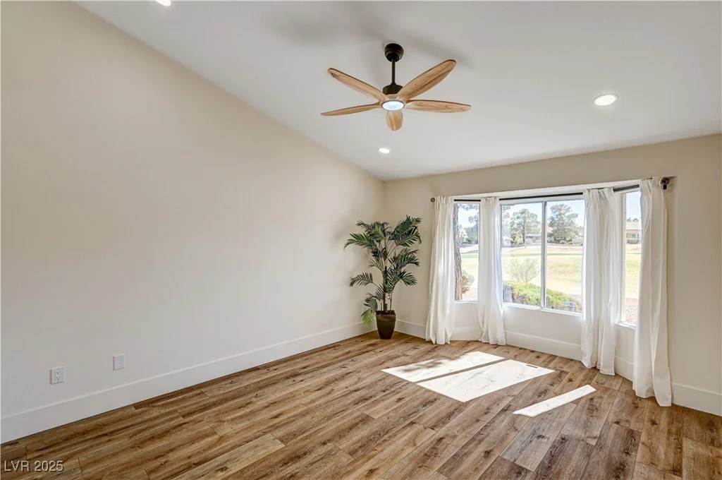 9545 Eagle Valley, Las Vegas, NV 89134