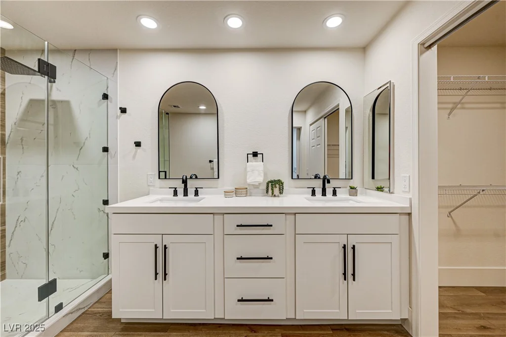 9545 Eagle Valley, Las Vegas, NV 89134