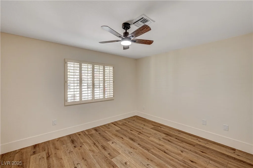 9545 Eagle Valley, Las Vegas, NV 89134