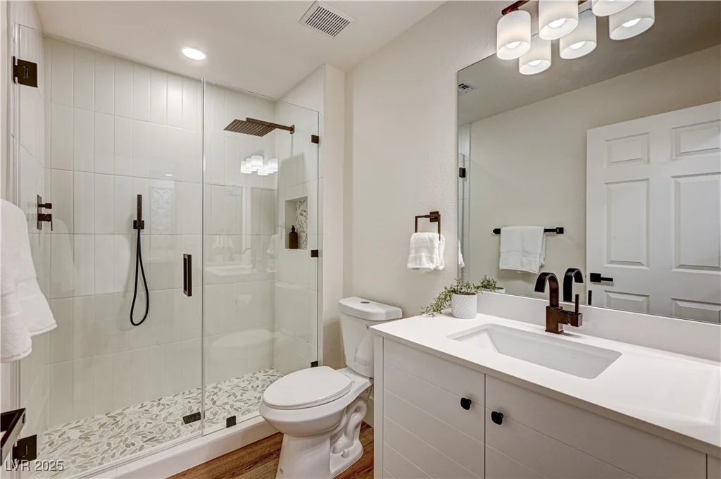 9545 Eagle Valley, Las Vegas, NV 89134